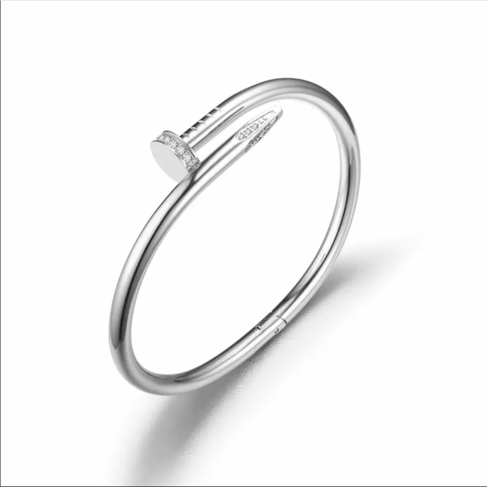Silver Nail Bracelet with CZ Diamonds 🌟